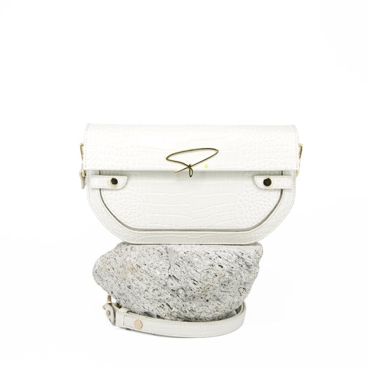 239E SIGNATURE SHOULDER BAG IN WHITE