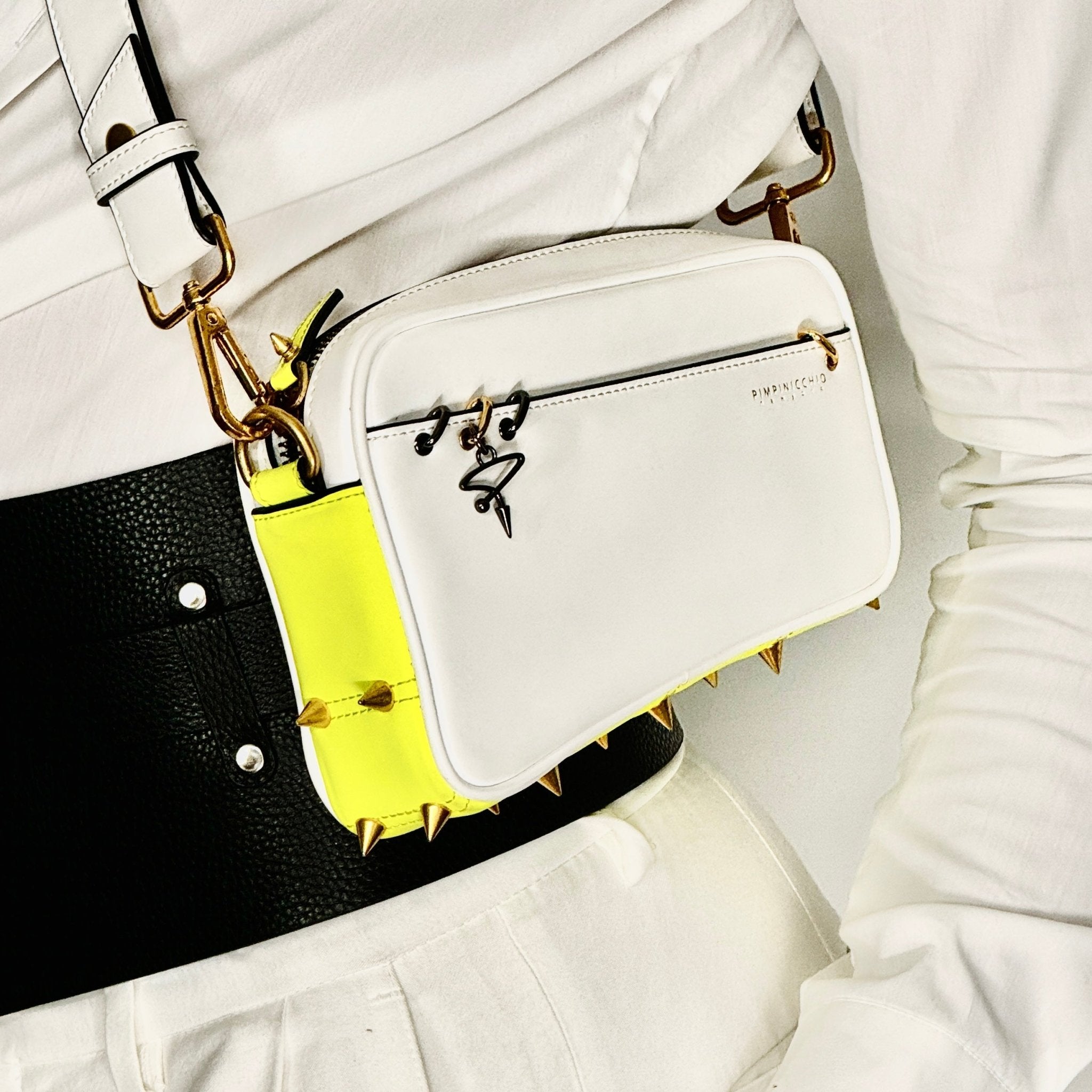 200W ASYMMETRICAL BELT BAG IN WHITE - Pimpinicchio New York