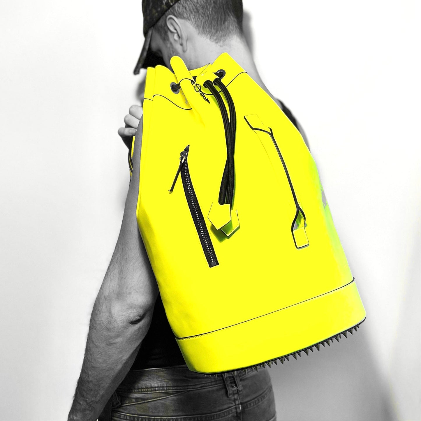 88G Bucket Backpack IN WHITE AND YELLOW - Pimpinicchio New York