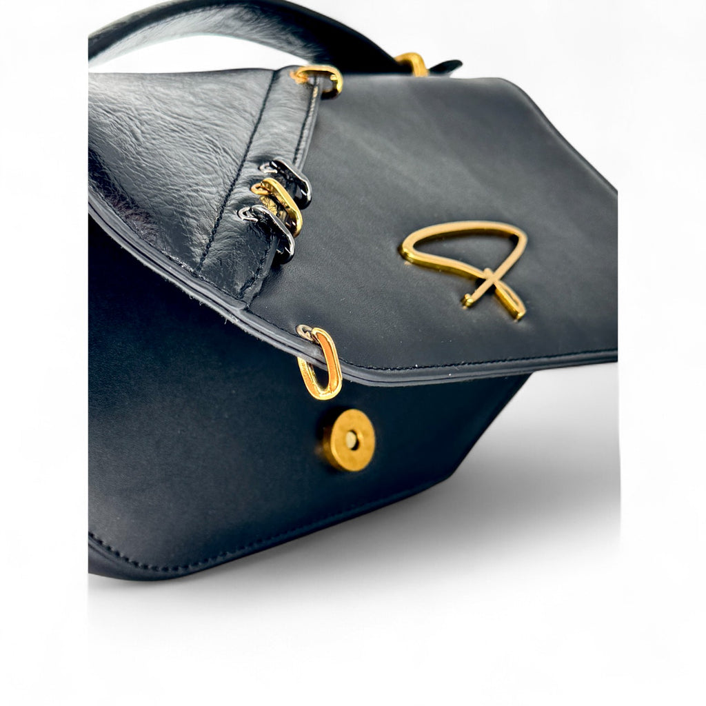 Dey 24 Crossbody