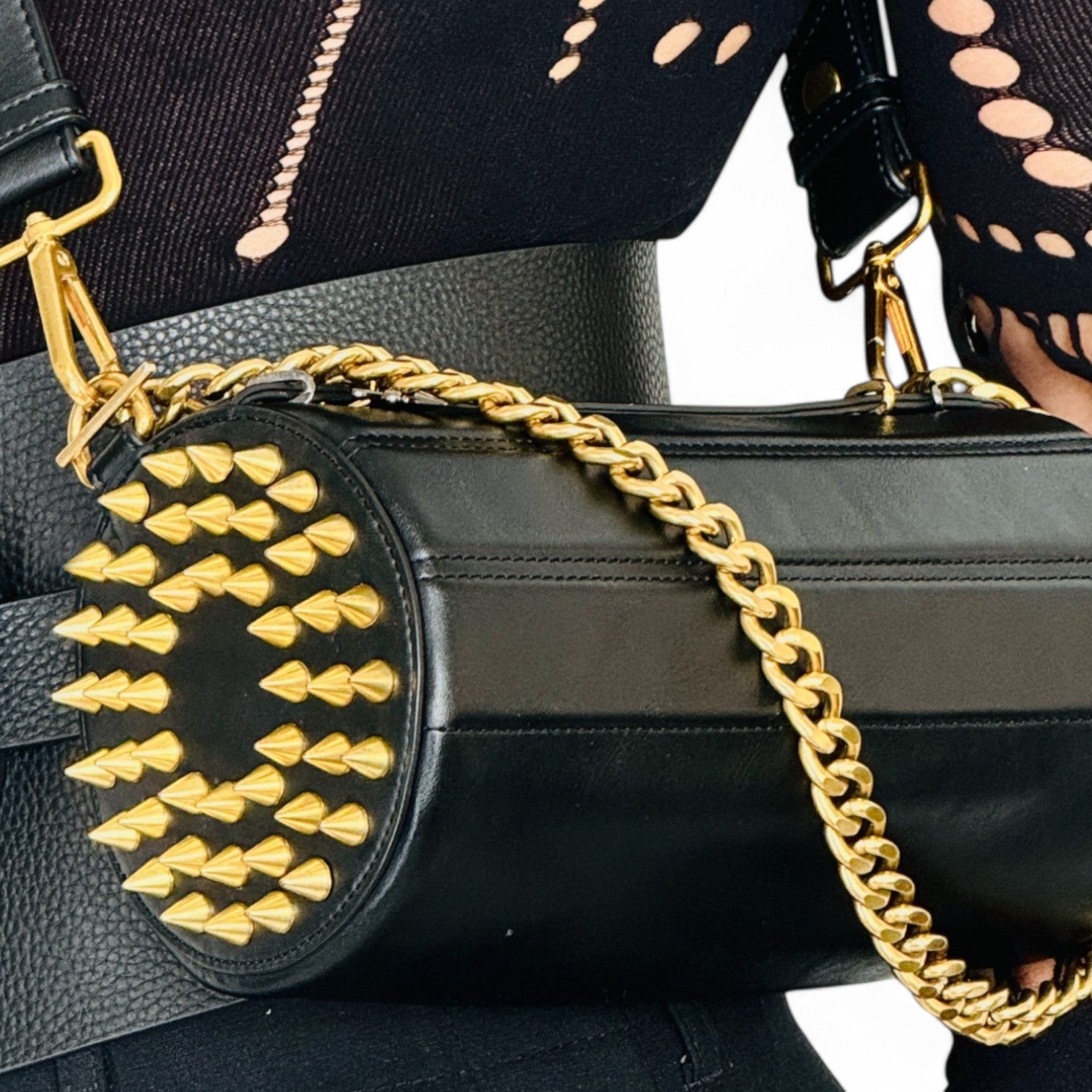 140E Tube Cross-body Bag in White with Chain