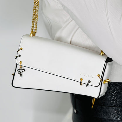 30H ASYMMETRICAL CHAIN BAG IN WHITE